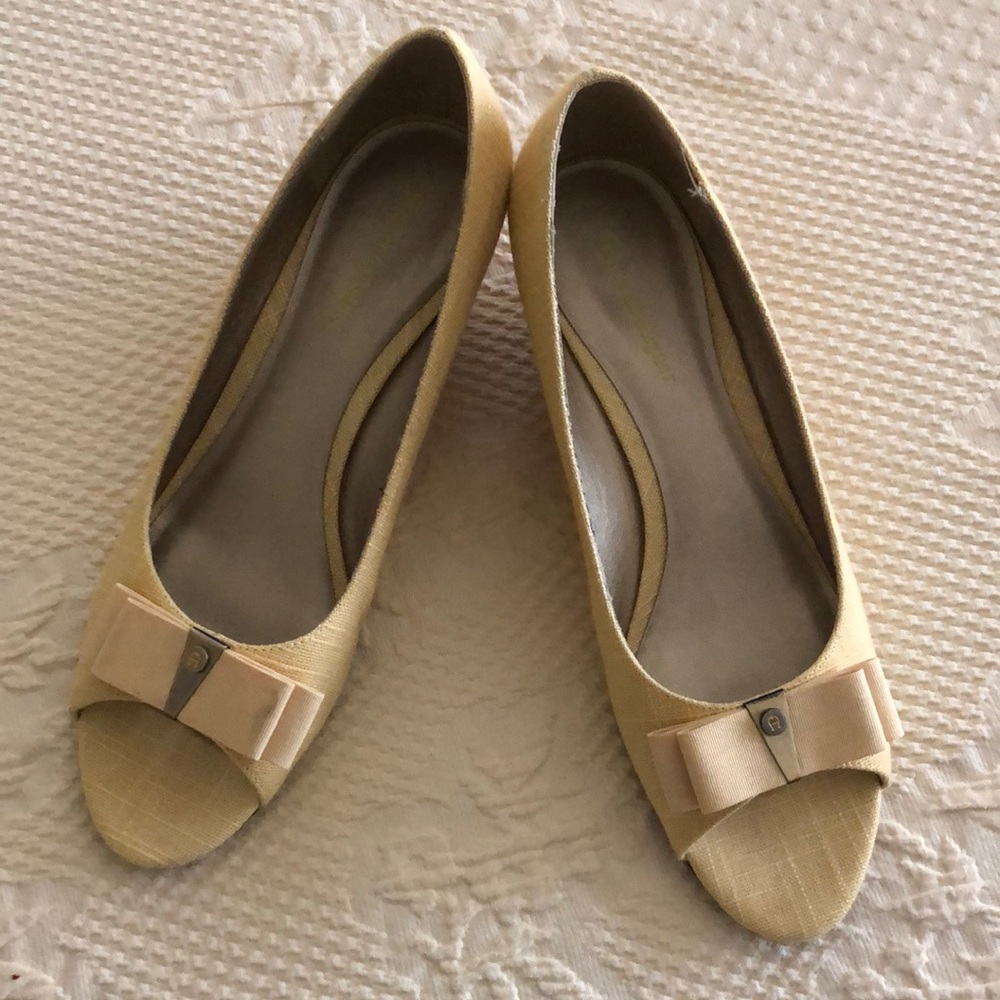 Elienne Aigner Yellow cork wedge shoes size 9M